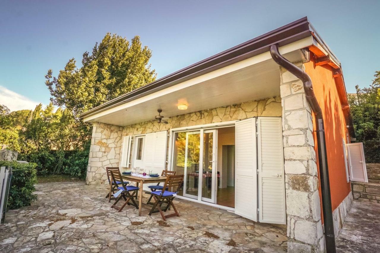 Beach House Lucy Crveni Vrh Exterior photo